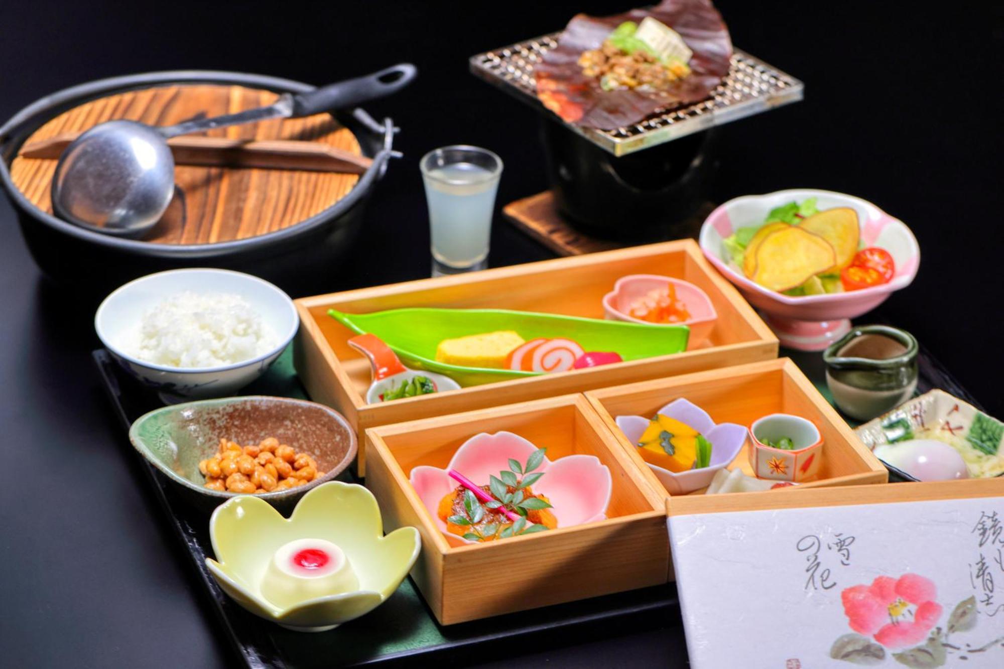 Miyama Ouan Kyoritsu Resort Takayama  Ngoại thất bức ảnh A Japanese meal