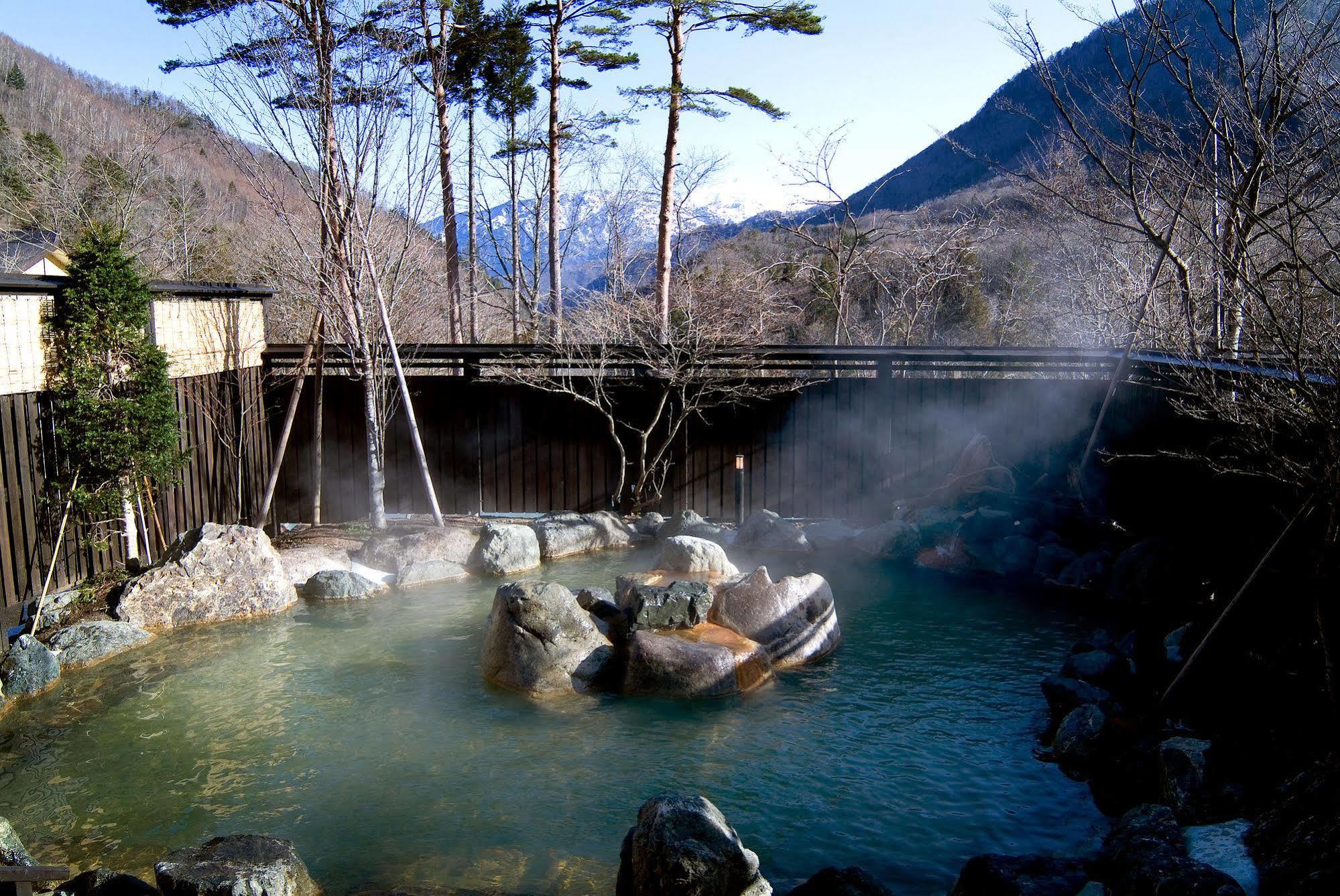 Miyama Ouan Kyoritsu Resort Takayama  Ngoại thất bức ảnh Yunoyu